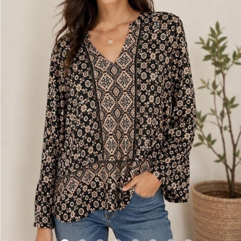 Lucky Brand Cotton boho chic beautiful bell sleeves  Peasant Blouse S